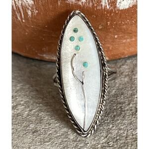 VTG Zuni Mother of Pearl Turquoise Inlay Sterling Silver Ring Size 5.25 Flower